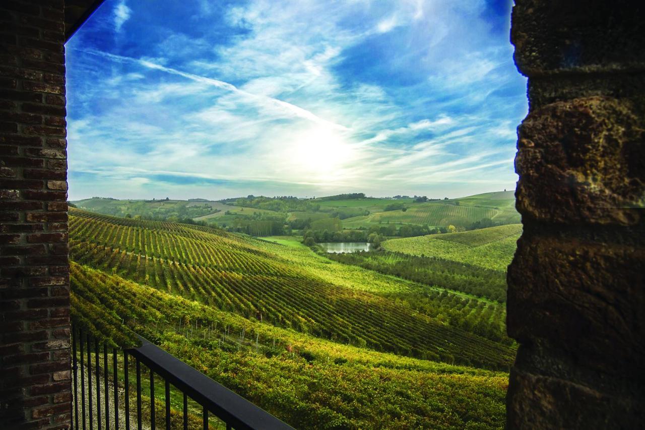 Montalbera Wine Suites Montemagno  Exterior photo