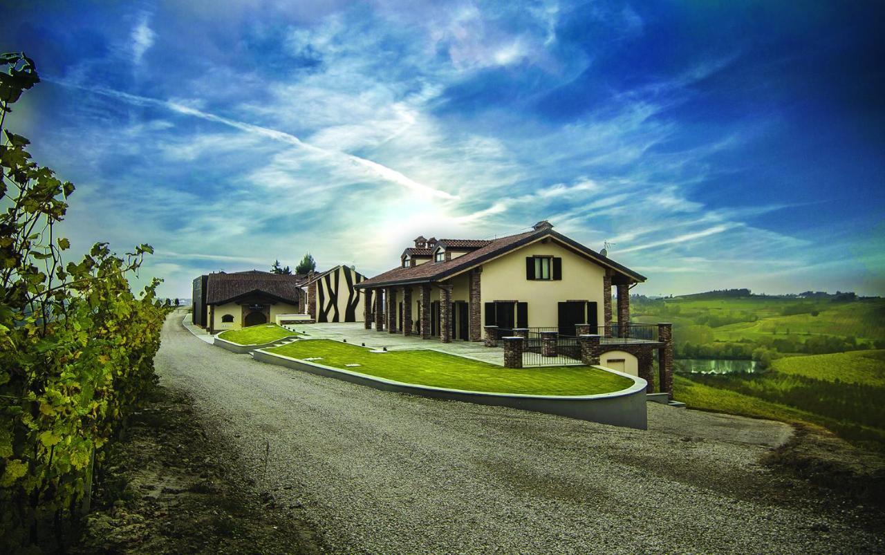Montalbera Wine Suites Montemagno  Exterior photo